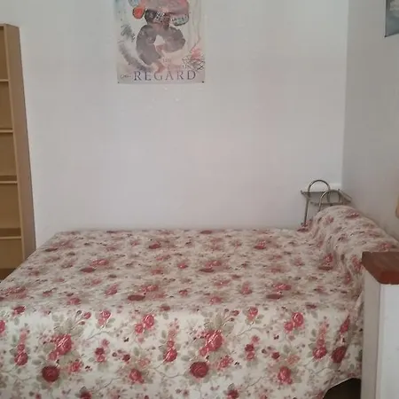 Studio Azur Best Housing Cannes